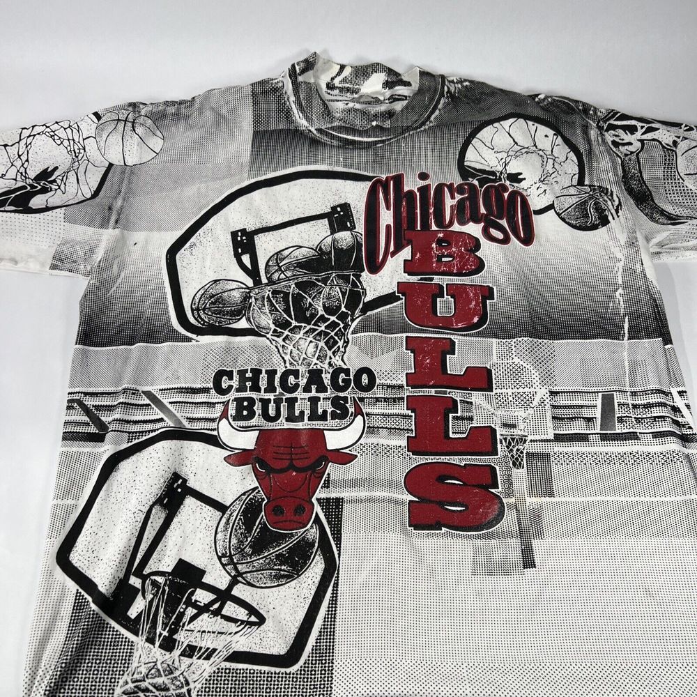 Vintage Chicago Bulls All Over Print Activewear Tag Shirt XL Made In USA - Picture 7 of 10